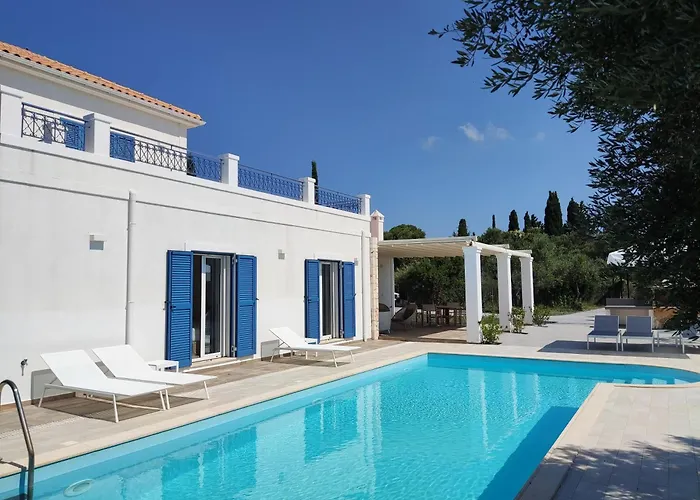 Villa Laura - Serene Escape With A Private Pool *