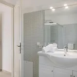 Laura - Serene Escape With A Private Pool *