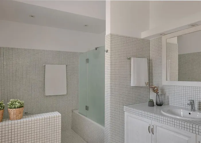 Villa Laura - Serene Escape With A Private Pool Spartia (Kefalonia)